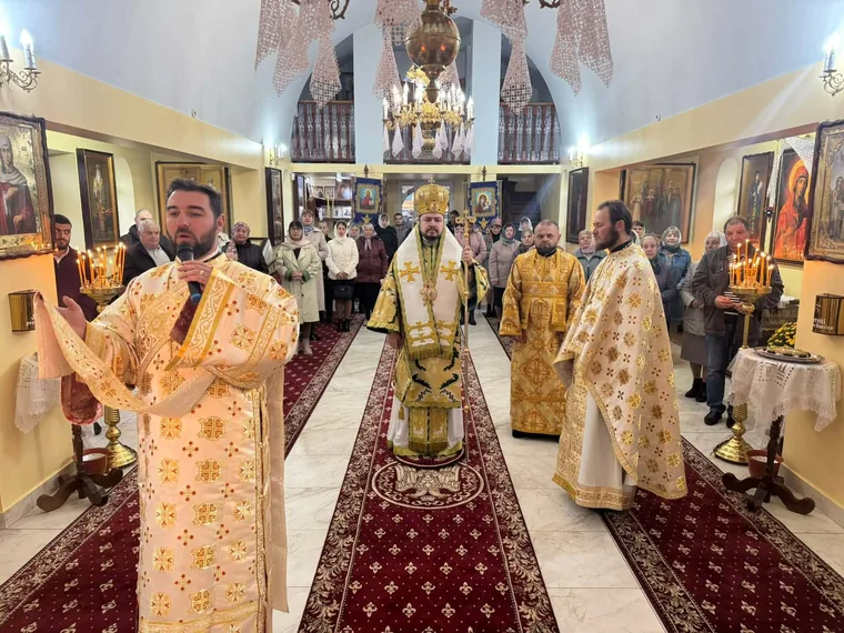 Hramul Bisericii 6