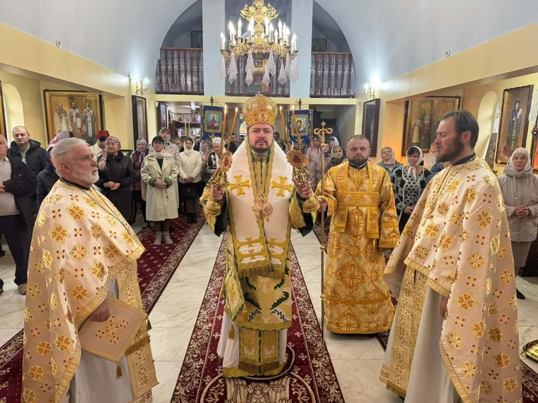 Hramul Bisericii 12